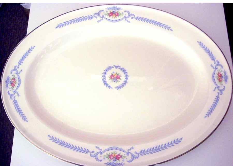 KNO4 11" Oval Serving Platter by Edwin Knowles-1