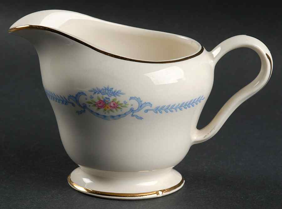 KNO4 Creamer by Edwin Knowles-1