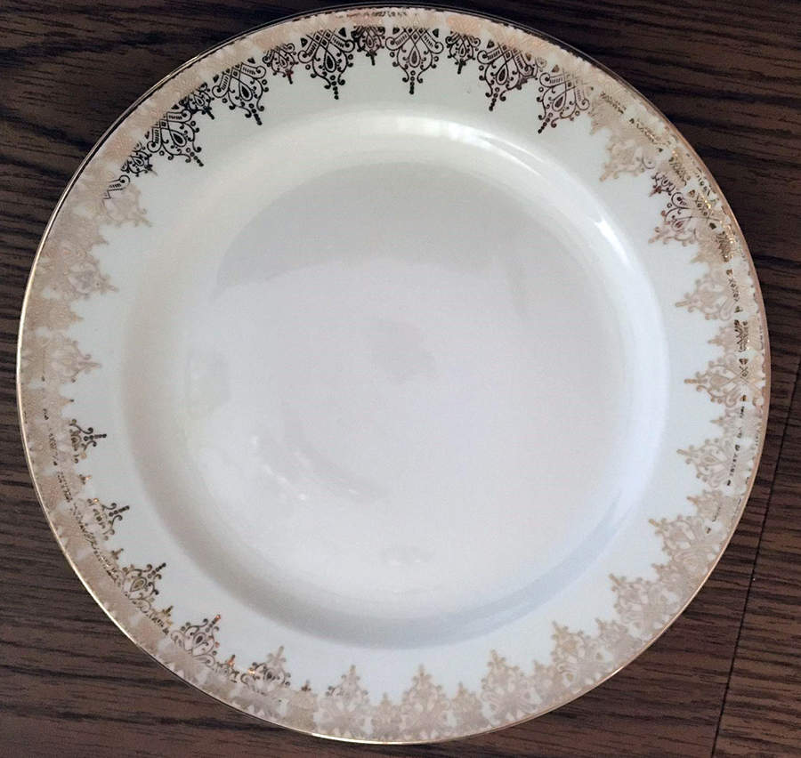 KNO68 Salad Plate by Edwin Knowles-1