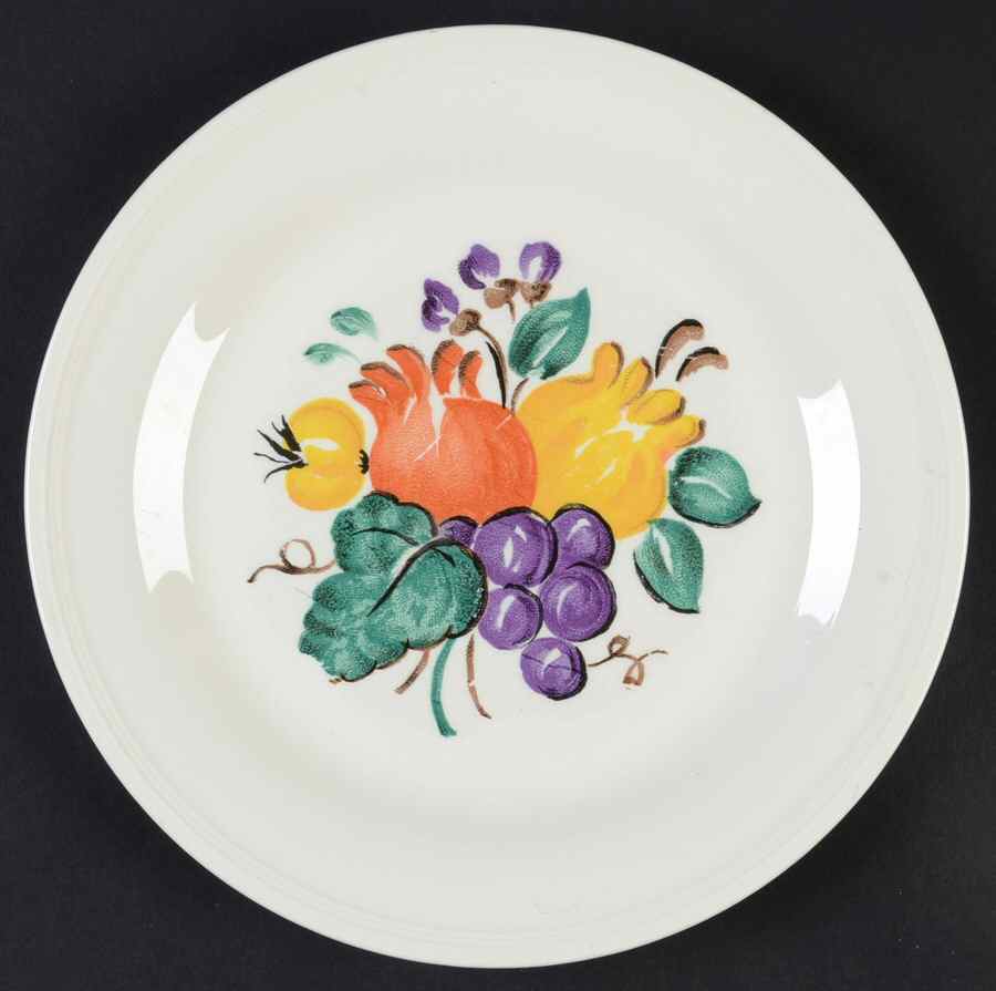 KNO87 Luncheon Plate by Edwin Knowles-1