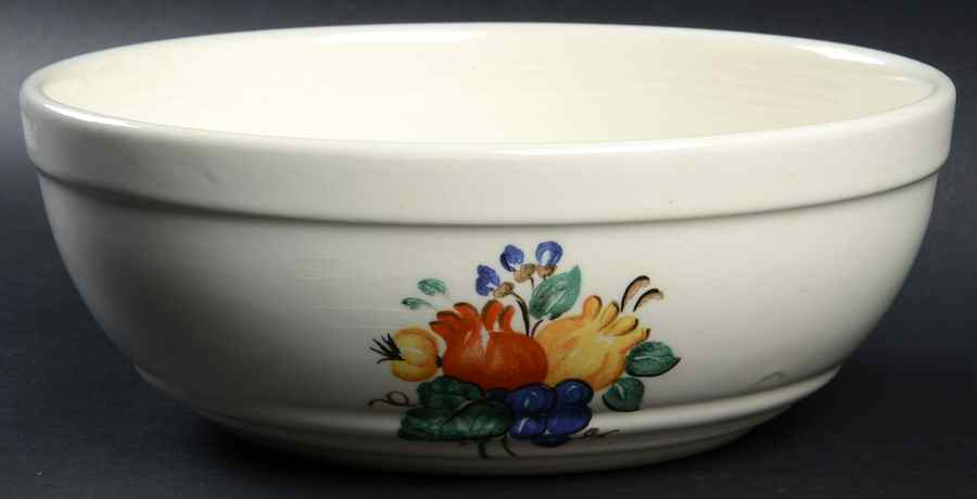 KNO87 9" Salad Serving Bowl by Edwin Knowles-1