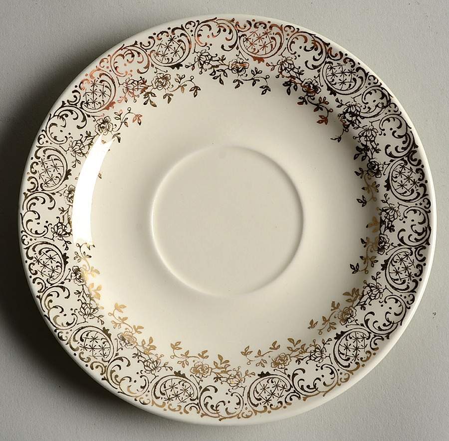KNO9 Saucer by Edwin Knowles-1