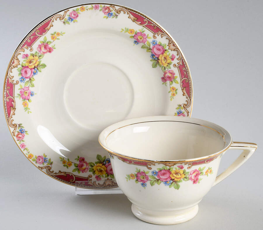 Lido Footed Cup & Saucer Set by Edwin Knowles-1