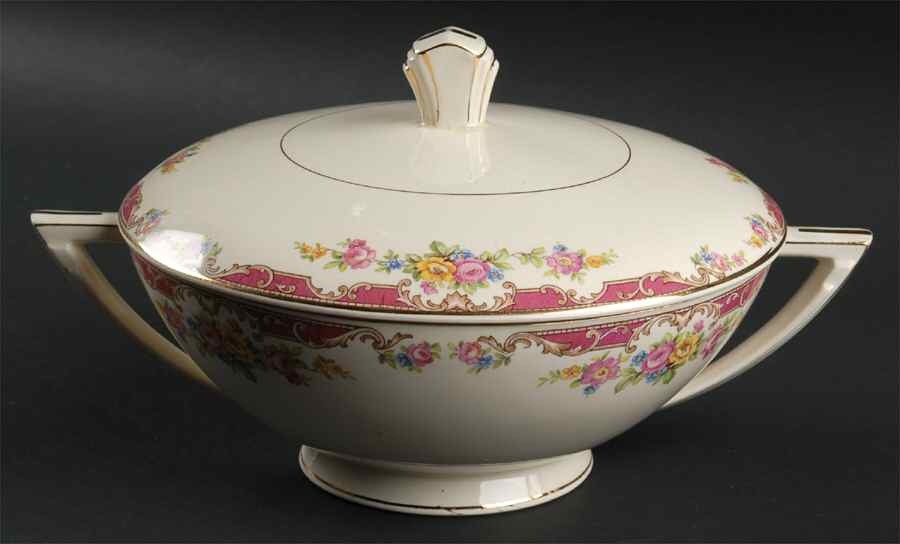 Lido Round Covered Vegetable by Edwin Knowles-1