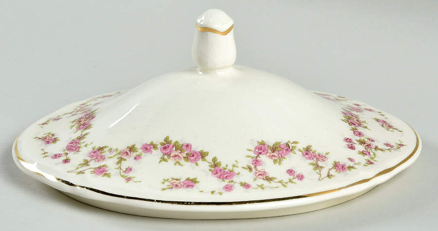 Lorraine Lid for Oval Vegetable by Edwin Knowles-1