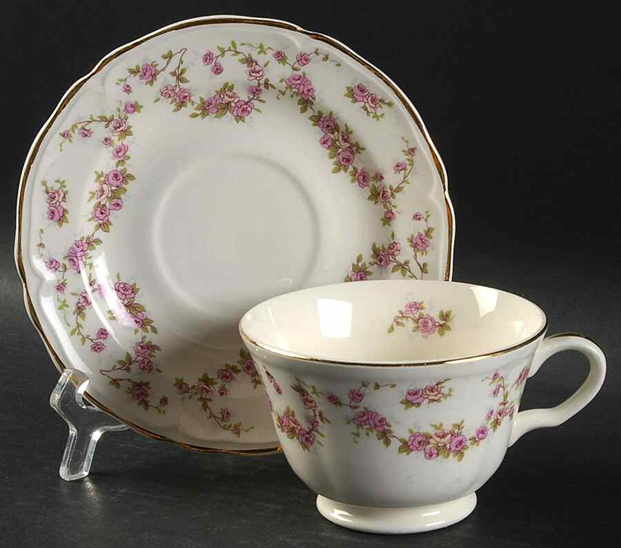 Lorraine Footed Cup & Saucer Set by Edwin Knowles-1