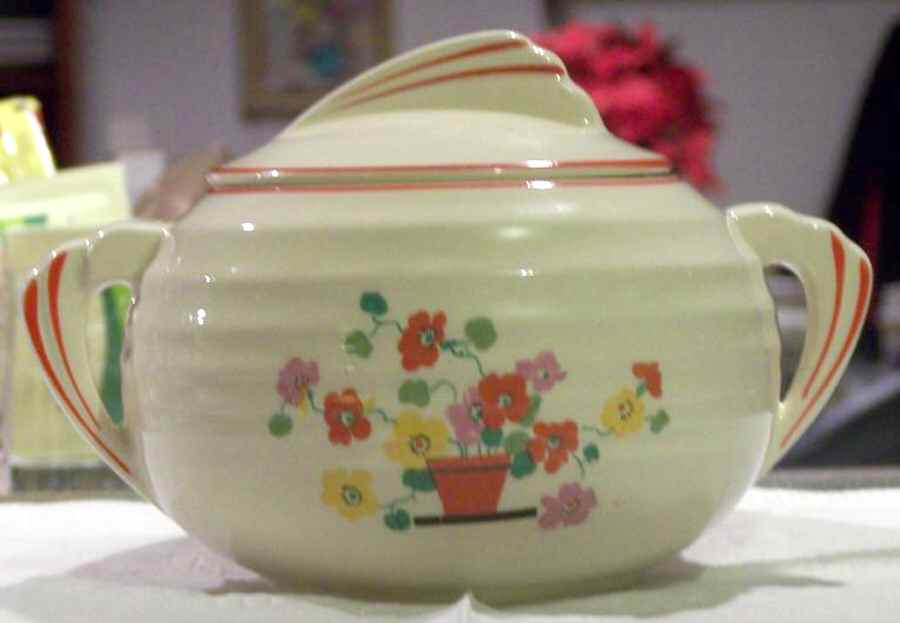 Penthouse Sugar Bowl & Lid by Edwin Knowles-1