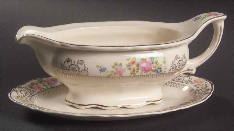 331E1 Gravy Boat & Underplate by Edwin Knowles-1