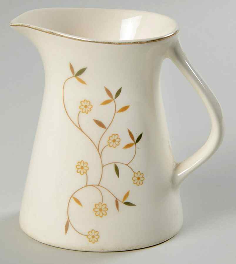 Rhondo Creamer by Edwin Knowles-1