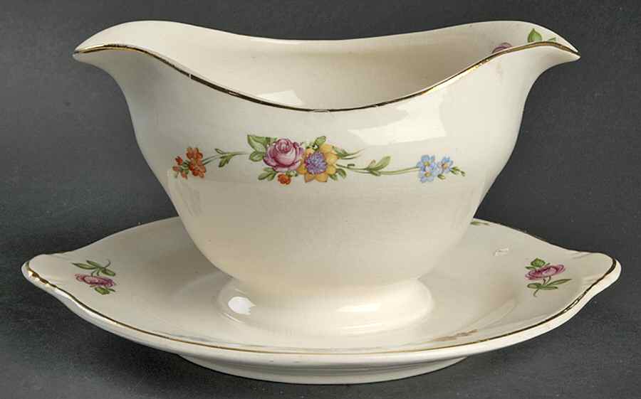 Serenade Gravy Boat with Attached Underplate by Edwin Knowles-1