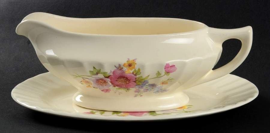 Spring Bouquet Gravy Boat & Underplate/Relish by Edwin Knowles-1
