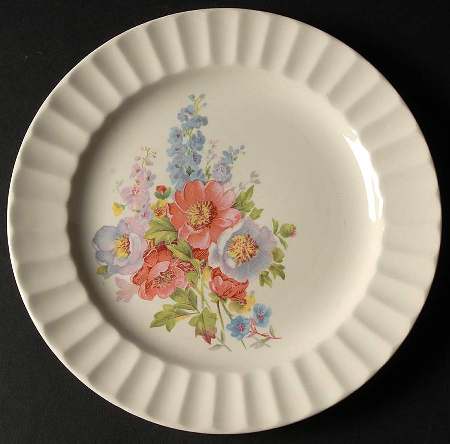 Spring Bouquet Luncheon Plate by Edwin Knowles-1