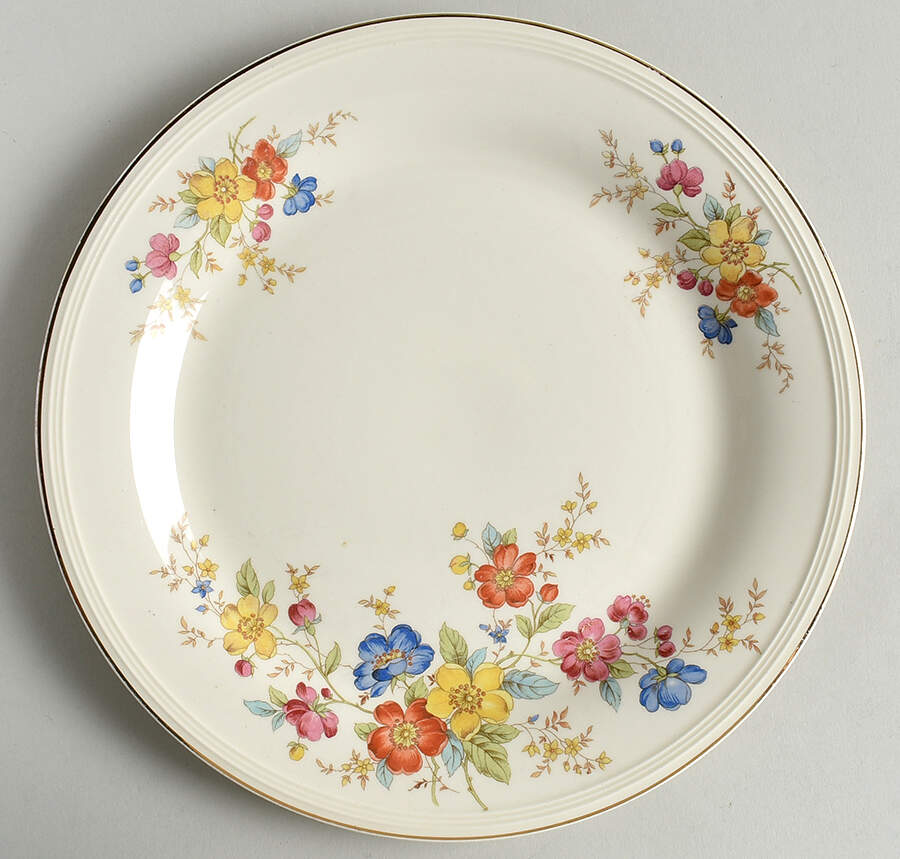 Wildrose Luncheon Plate by Edwin Knowles-1