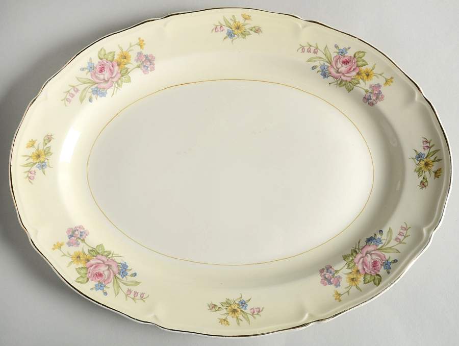 Williamsburg 15" Oval Serving Platter by Edwin Knowles-1