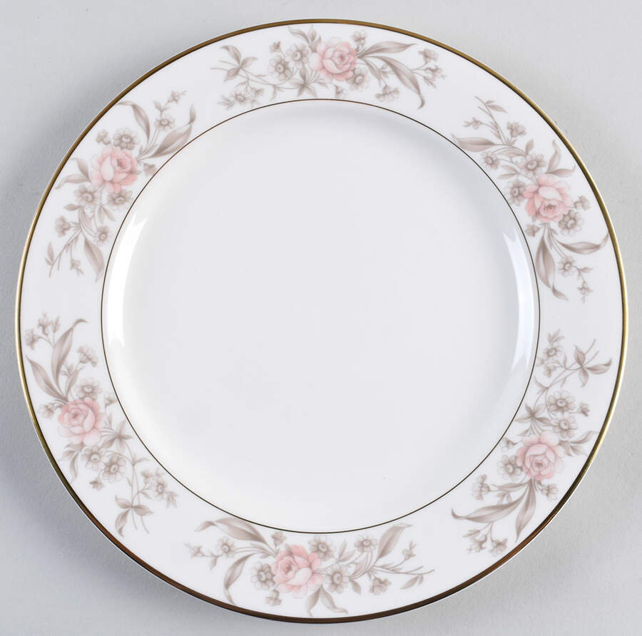 Ivory Rose (USA) Dinner Plate by Kensington (USA)-1