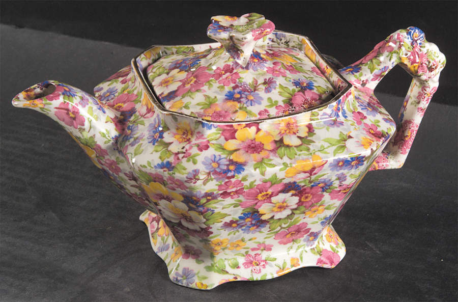 Dubarry (Old, No Globe Backstamp) Mini Square Diamond Teapot & Lid by James Kent (England)-1