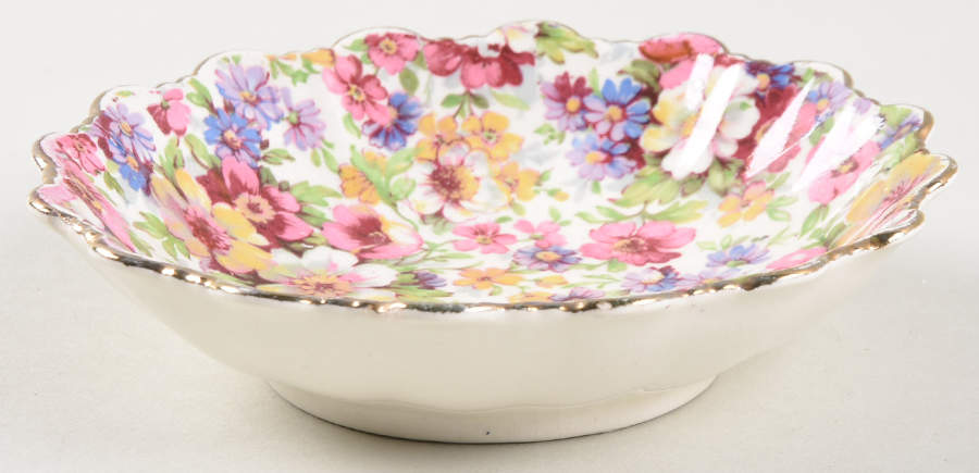 Dubarry (Old, No Globe Backstamp) 5" Round Shell Tray by James Kent (England)-1