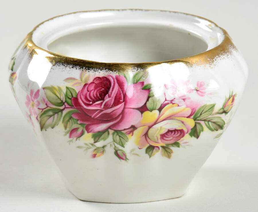 Garland Rose (England) Jam/Jelly No Lid by James Kent (England)-1