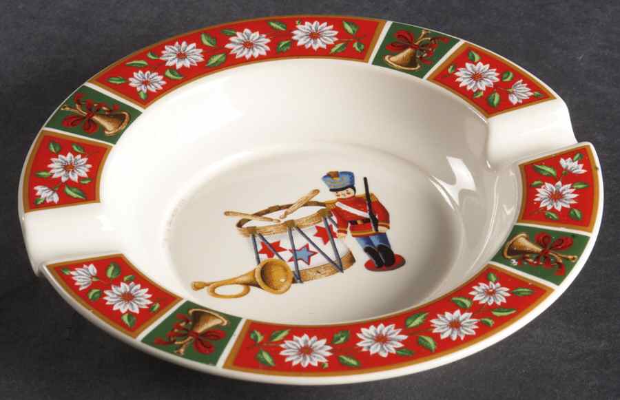 Charlton Hall Small Ashtray by Kobe-1
