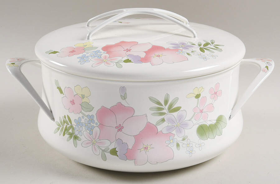 Courtney 2 Quart Metal Covered Casserole by Kobe-1
