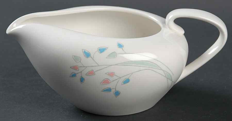 Danbury Creamer by Kokura-1
