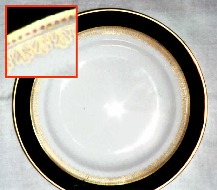 Gold Lace Dinner Plate by Kokura-1