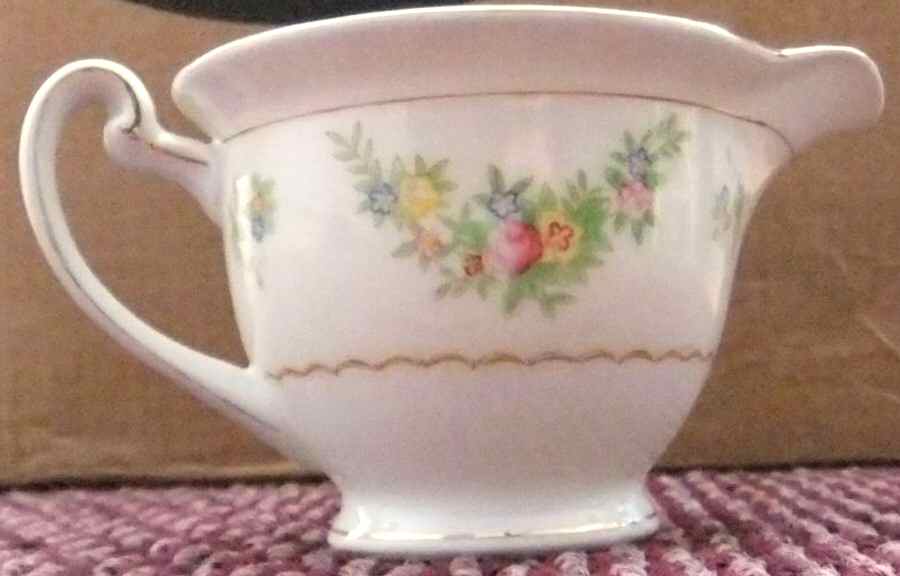 KON15 Creamer by Kongo-1