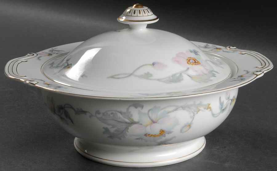 Monmouth Round Covered Vegetable by Kongo-1