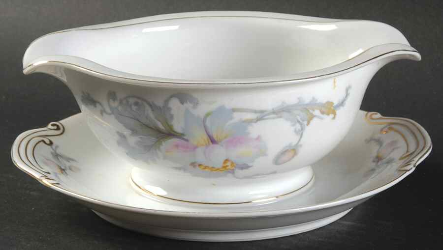 Monmouth Gravy Boat with Attached Underplate by Kongo-1
