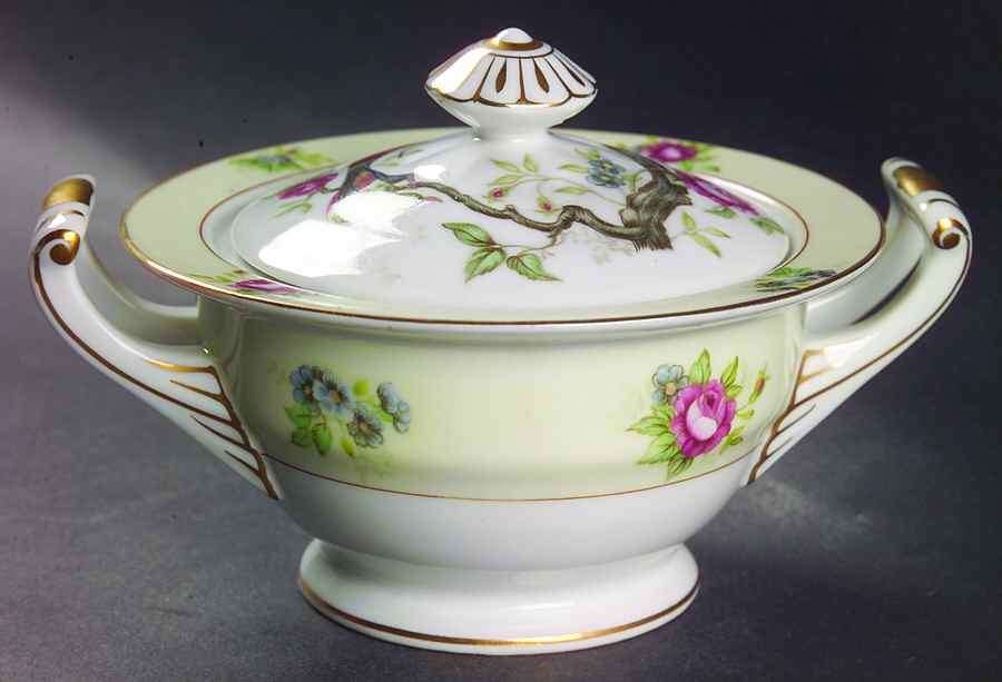 Royal Bird Sugar Bowl & Lid by Kongo-1