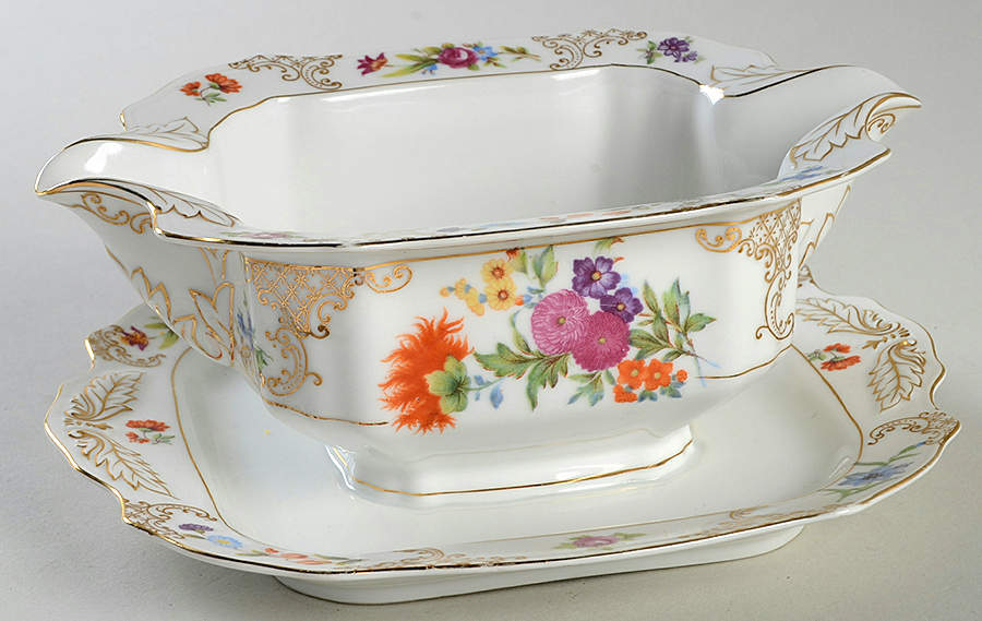 Romance Gravy Boat with Attached Underplate by Kongo-1
