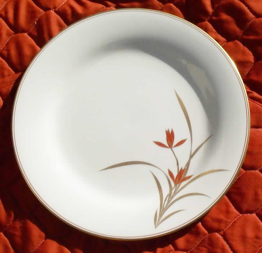 Golden Orchid Dinner Plate by Koransha-1