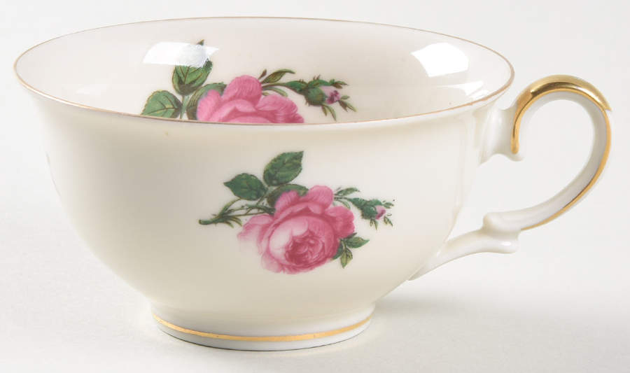 0643 Footed Cup by KPM-1