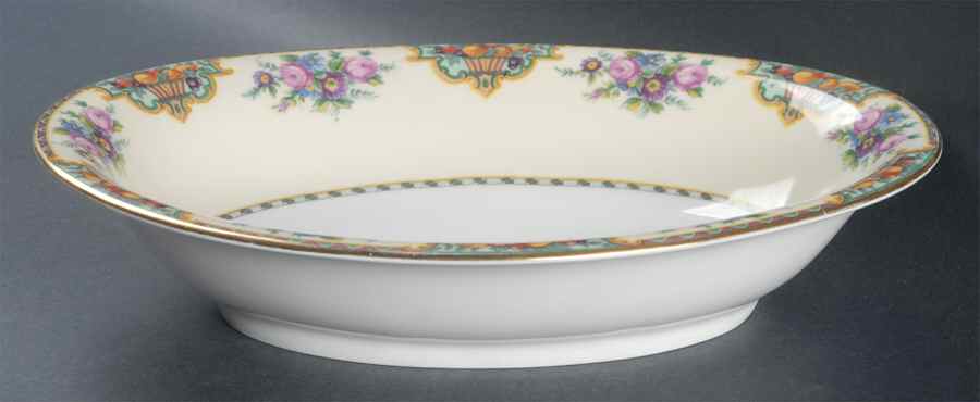 Beverly 10" Oval Vegetable Bowl by KPM-1