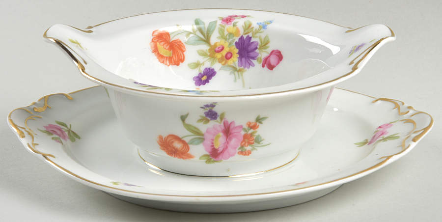 KPM2 Gravy Boat with Attached Underplate by KPM-1