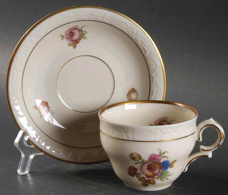 KPM40 Flat Cup & Saucer Set by KPM-1