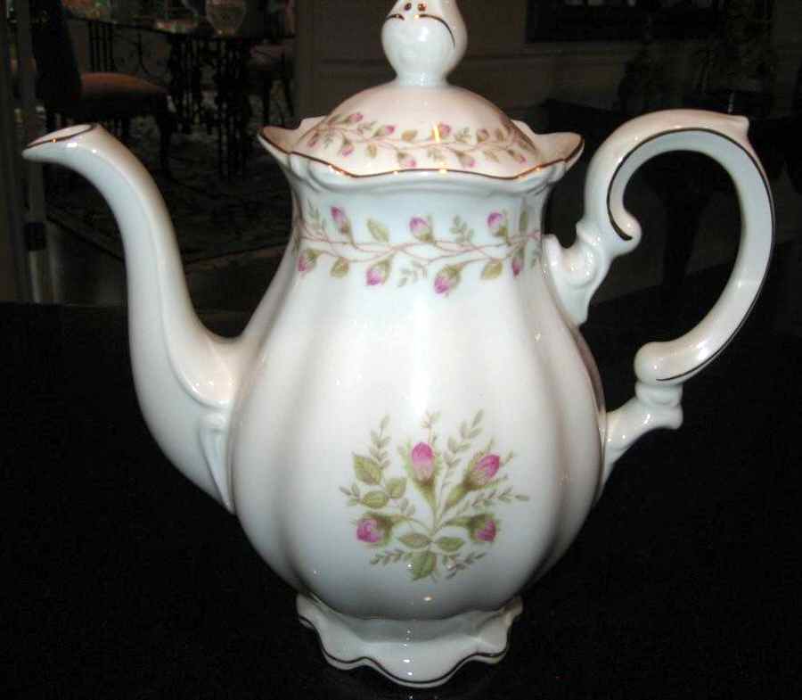 Rosemarie Coffee Pot & Lid by Kronester-1