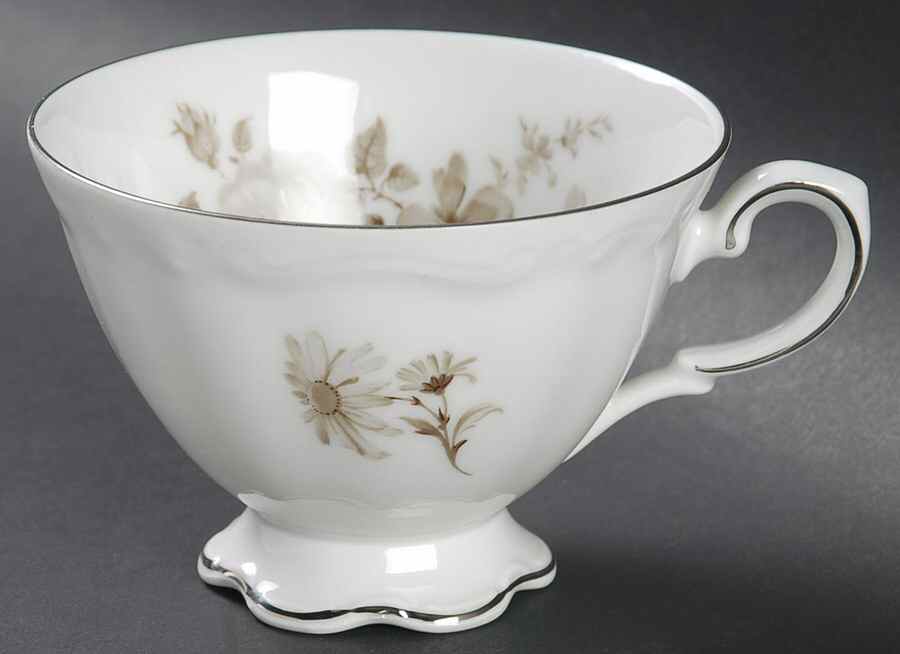 Sophia Footed Cup by Kronester-1