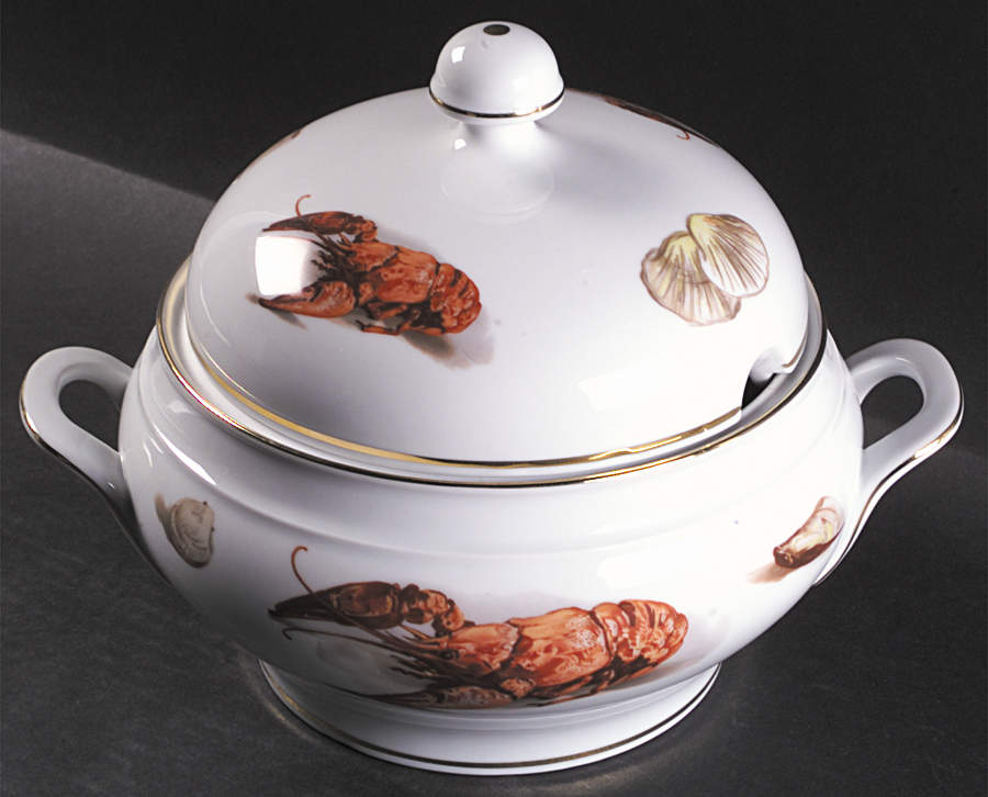 JKW5 Tureen & Lid by JKW Bavaria-1