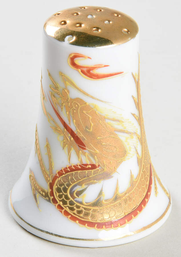 KUT24 Salt Shaker by Kutani-1