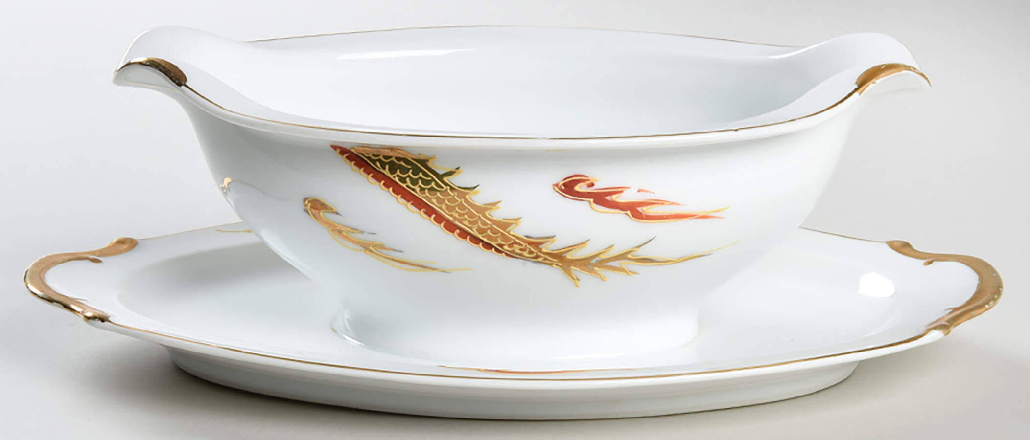 KUT24 Gravy Boat with Attached Underplate by Kutani-1