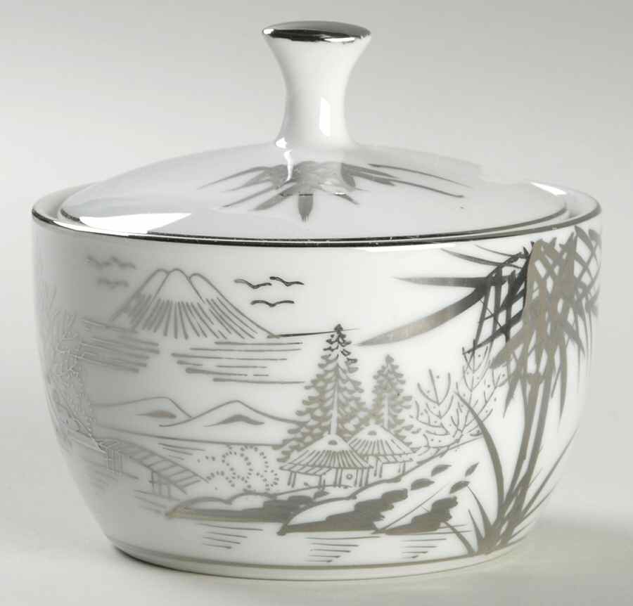 KUT3 Sugar Bowl & Lid by Kutani-1