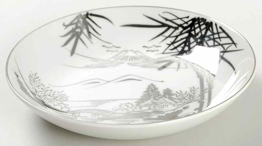 KUT3 Fruit/Dessert (Sauce) Bowl by Kutani-1