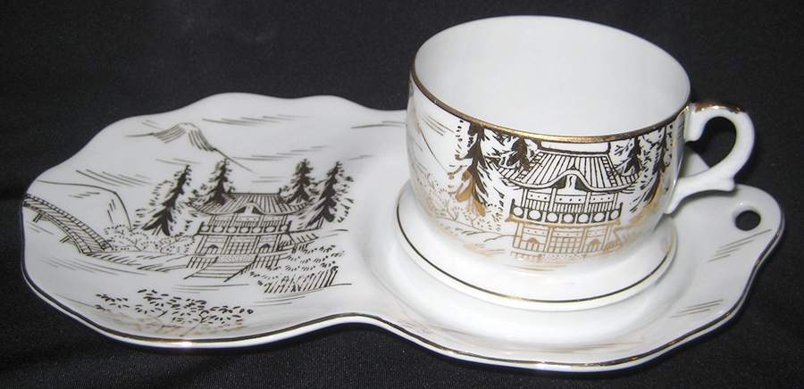 KUT30 Snack Plate & Cup Set by Kutani-1