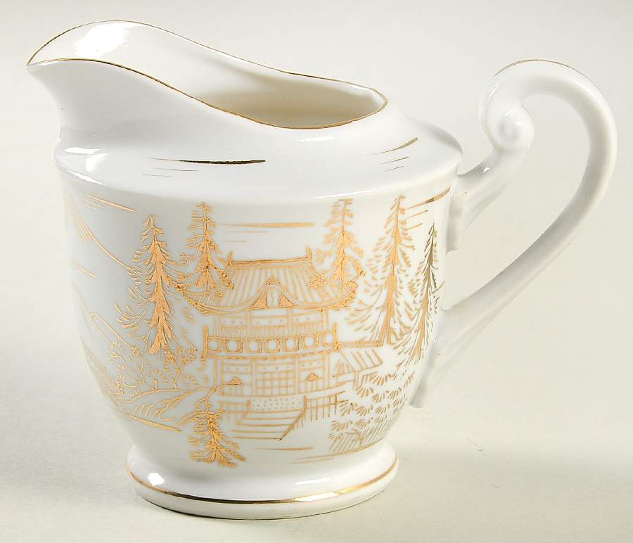 KUT30 Creamer by Kutani-1