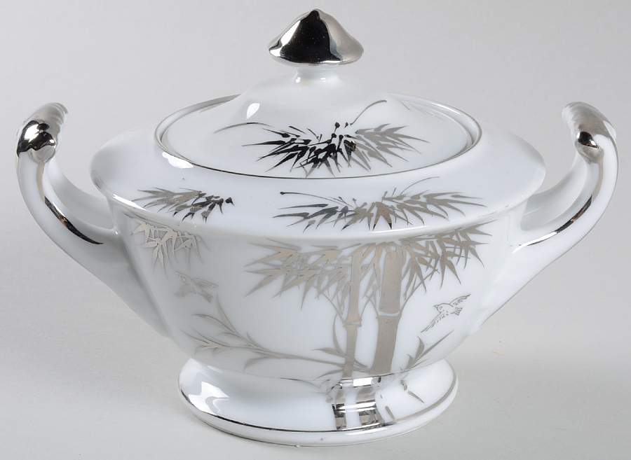KUT34 Sugar Bowl & Lid by Kutani-1