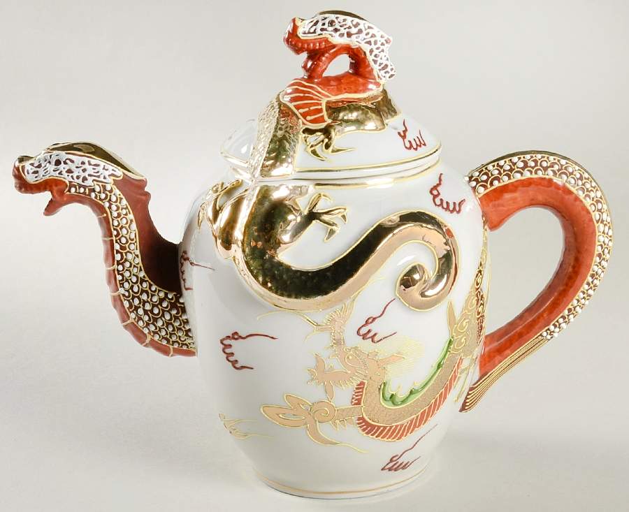 KUT4 Teapot & Lid by Kutani-1
