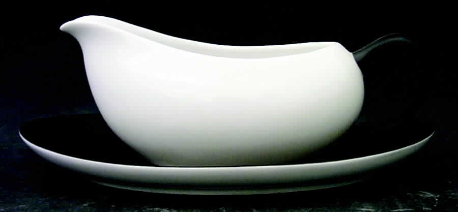 Horizon Gravy Boat & Underplate/Relish by Kyoto-1