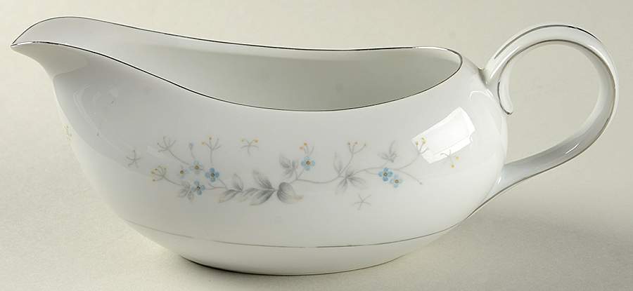 Belmont Gravy Boat by Kyoto-1