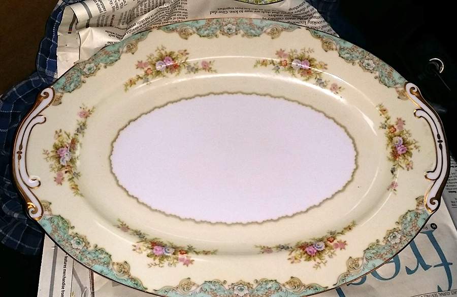 Cecelia 14" Oval Serving Platter by Kyoto-1